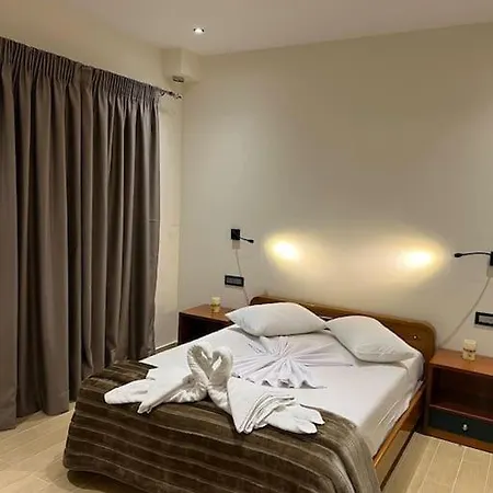 Antonia Αλυκανάς